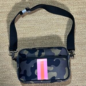 Neoprene Camo PrintCrossbody Bag Great Condition